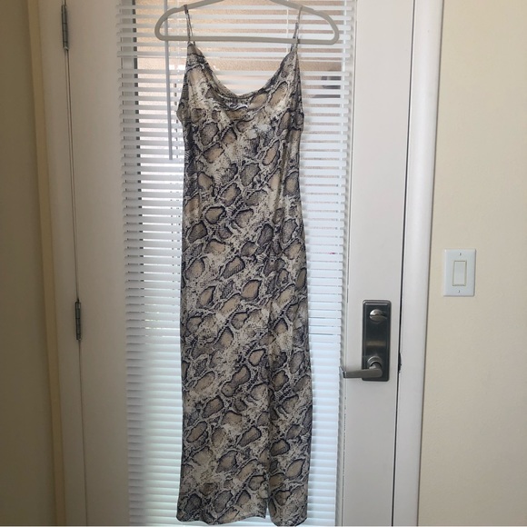 Dresses & Skirts - NWOT Snakeskin cowl dress